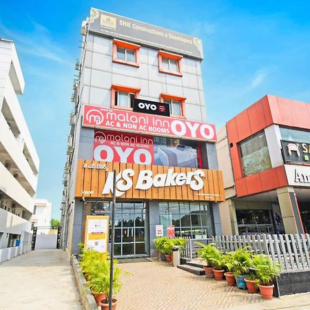 Hotel O Malani Inn Хидерабад Екстериор снимка