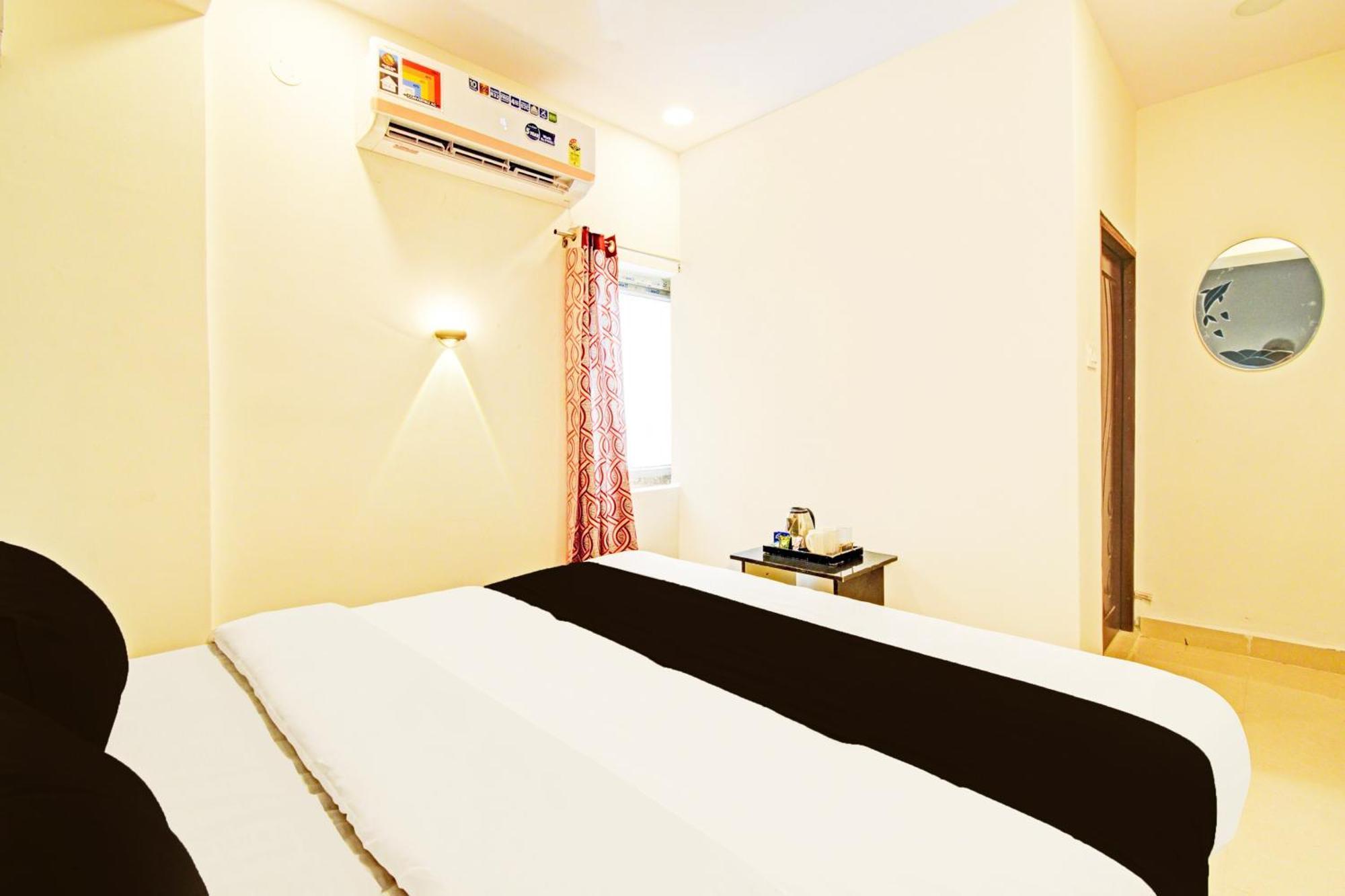 Hotel O Malani Inn Хидерабад Екстериор снимка